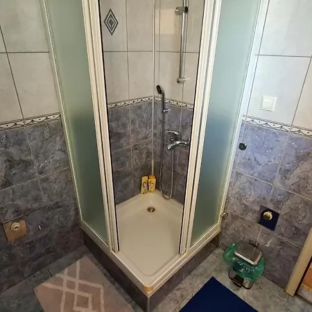 Piano In Center - Fully Equipped - Free Parking *