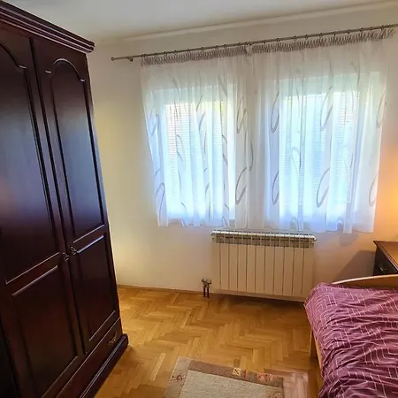 Piano In Center - Fully Equipped - Free Parking *