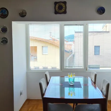 Piano In Center - Fully Equipped - Free Parking Lägenhet Sarajevo