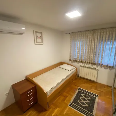 Lejlighed Piano In Center - Fully Equipped - Free Parking